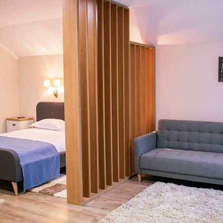 Casa Claudia 호텔 Sangeorgiu de Padure 외부 사진