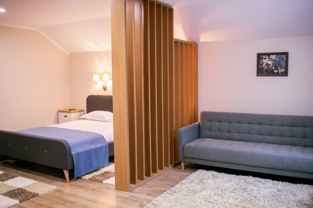 Casa Claudia 호텔 Sangeorgiu de Padure 외부 사진